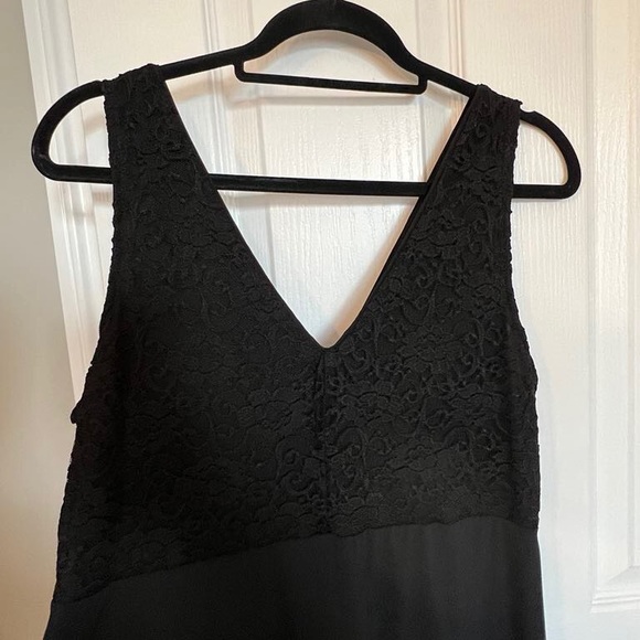 Black dress criss-cross lace top - Picture 5 of 5